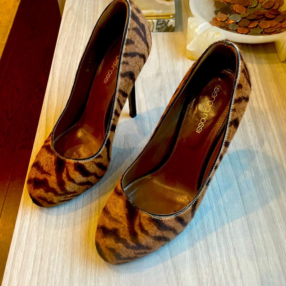 Sergio Rossi gorgeous  hair-on panther high heels